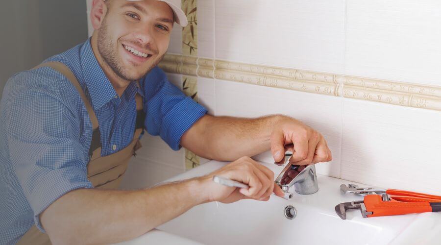 Professional clogged drains services in Enochs, TX